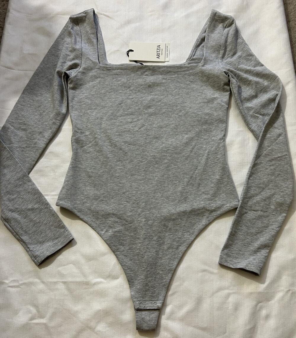Aritzia NWT Contour Square neck Blanc Bodysuit Grey Size Small